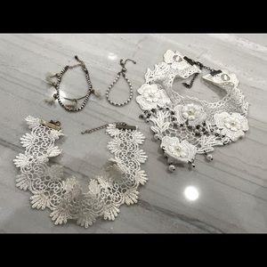 White lace chokers and 2 bracelets